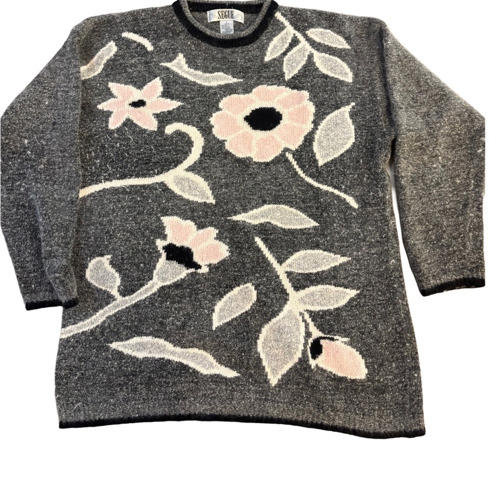 Segue Silk Blend Gray Floral Sweater